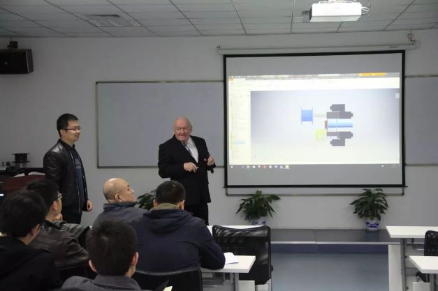 罗伯特2.jpg 罗伯特2.jpg