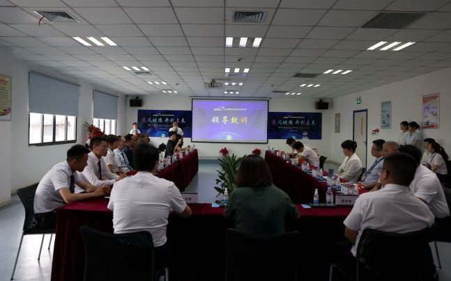 会场_副本.jpg 会场_副本.jpg